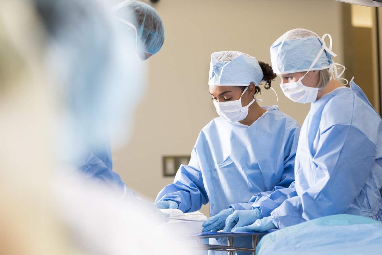 Accredited surgical tech programs near me with clinical rotations